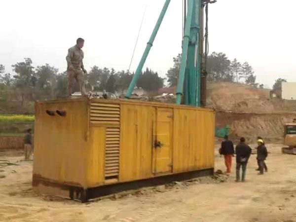 仁寿如何判断水冷式机油散热器密封件是否需要更换？